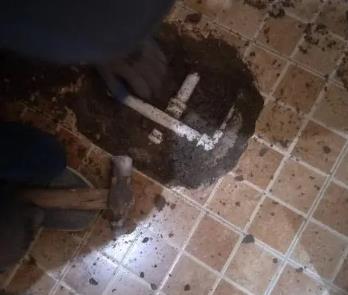 徐州市卫生间漏水维修公司为您分享下卫生间渗水如何处理及注意事项